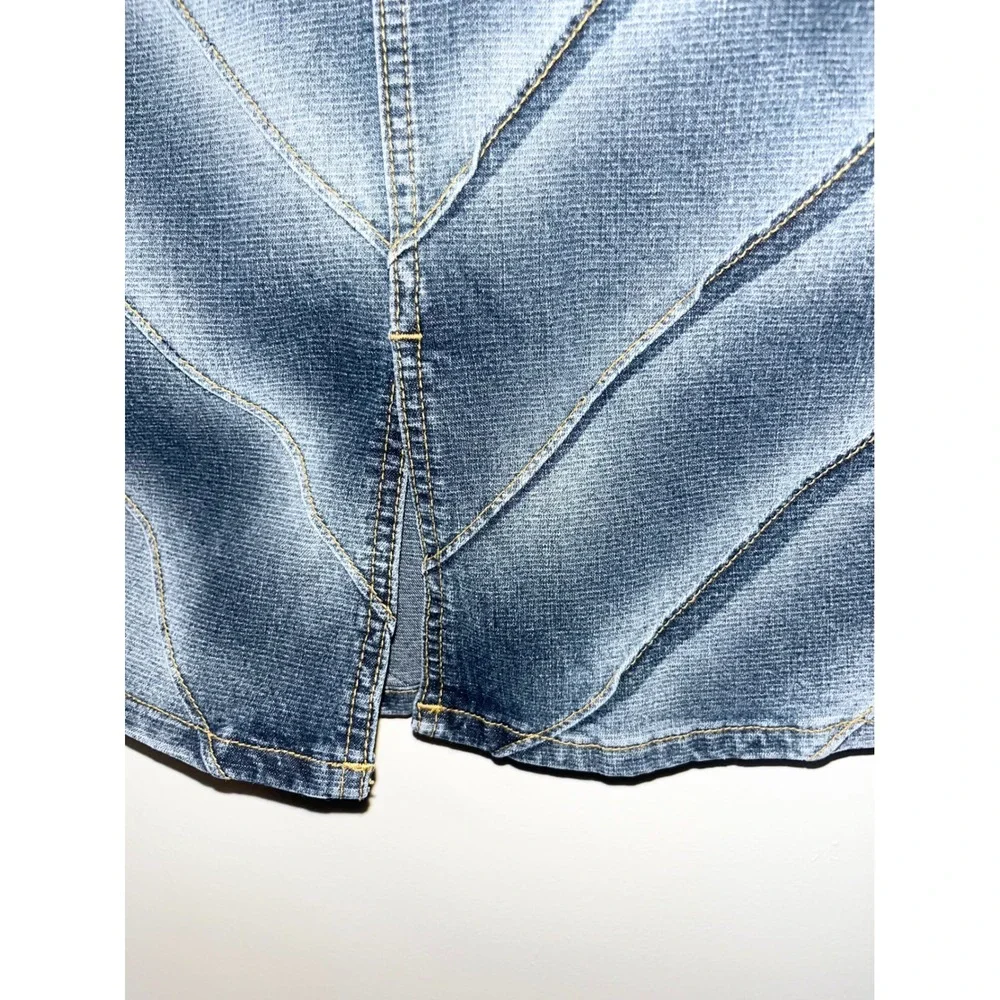 London Blue Vigoss Jeans Denim Skirt Dark Wash Paneled Chevron Y2K Cyber Grunge‎